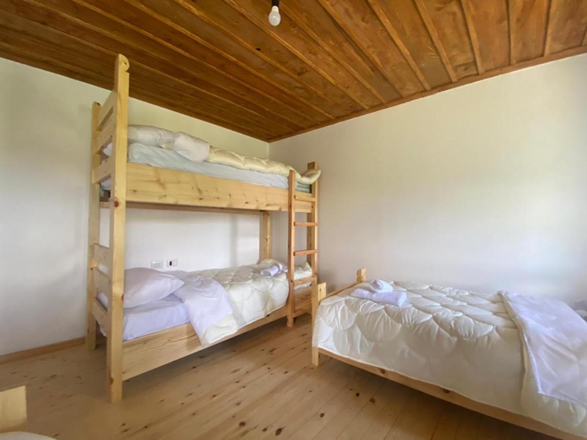 Guest House Qafe Dardha - Tomorr National Park Qafe Dardhe Esterno foto
